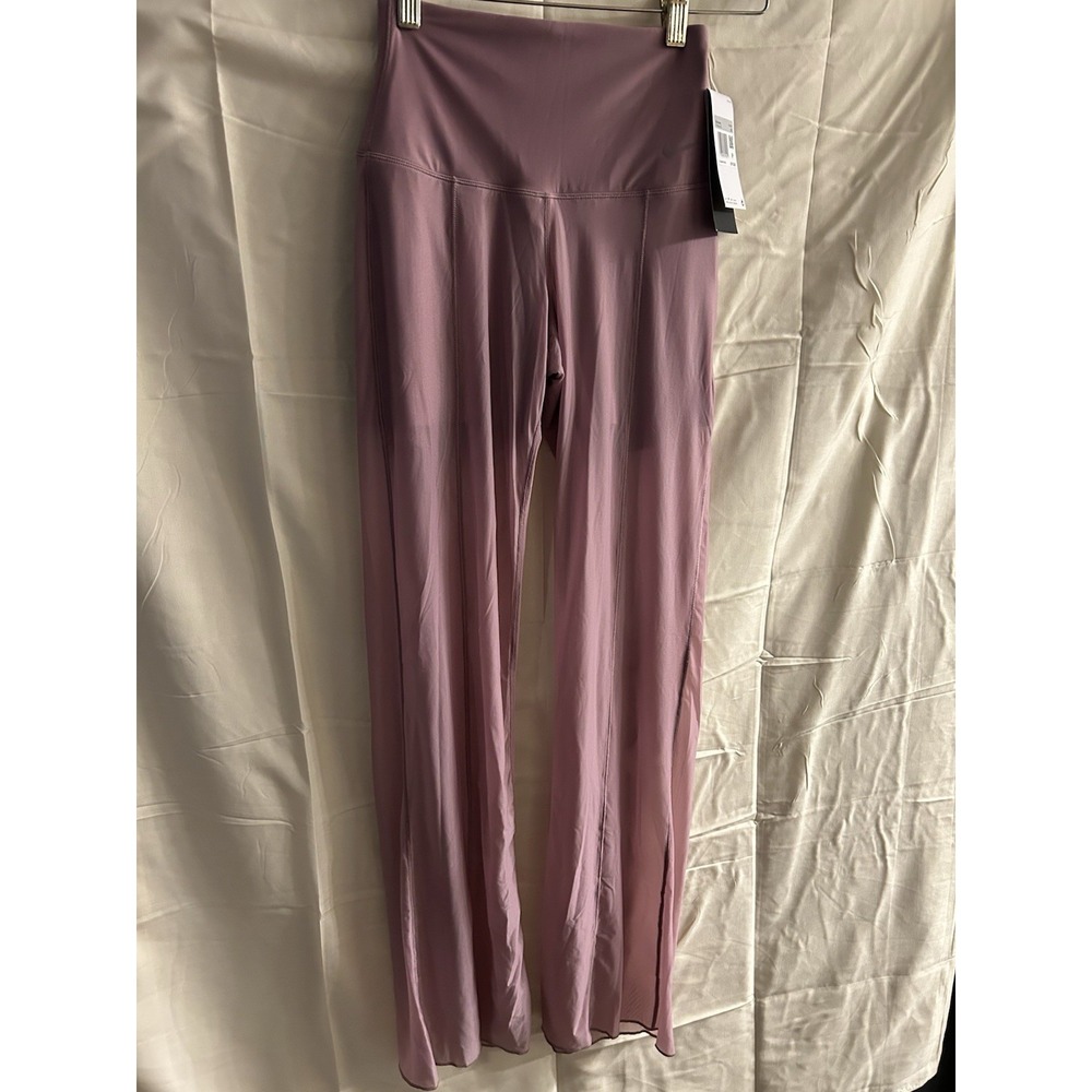 New XS Nike Dri Fit, Tight Butt, Flare Sheer Legs Training Pants #1817*8 (dd)